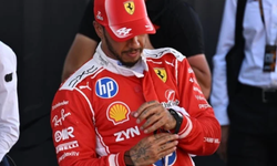 Hamilton Ferrari ile İlk Zaferini Aldı