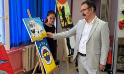 Öğrenciler eserlerini görücüye çıkardı