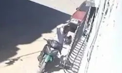 Senin Gibi Baba Olmaz Olsun!