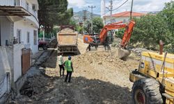Büyükşehir bağlantı yollarını yenileniyor