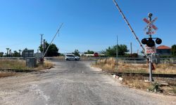 Muhtarlardan Karayollarına Refüj Tepkisi
