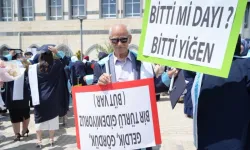 75’lik Tarih Mezunu Gençleri Solladı