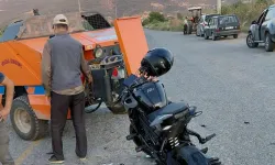Traktör ile Motosiklet Çarpıştı: 2 Ağır Yaralı