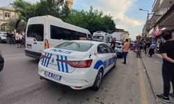 İki Grup Arasında Çıkan Kavgada Polis Yaralandı