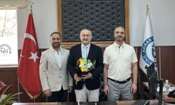 ADÜ İİBF’de bayrak değişimi