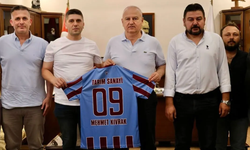 Eski kulübünden Başkan Kıvrak'a anlamlı hediye