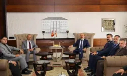 MHP Kuşadası heyetinden Vali Varol'a ziyaret