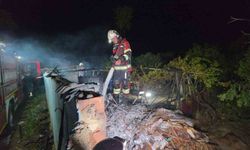 Nazilli'de odunlukta çıkan yangın eve sıçradı