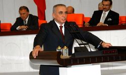 Ali Uzunırmak'tan Belediyeler Operasyonuna sert eleştiri