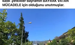 İYİ Parti Bozdoğan'dan bayraksız kutlama tepkisi