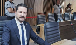 Gözün Aydın Akbük!