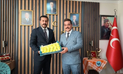 MHP Germencik’ten Cihangiroğlu’na incirli ziyaret