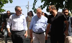 YENİ Parti Aydın Vekilleri genç çifti mutlu gününde yalnız bırakmadı