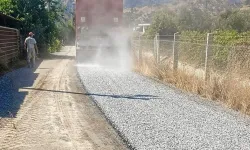 Umurlu’da asfaltlama çalışmaları devam ediyor