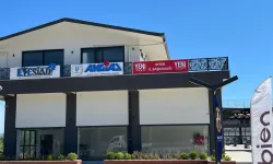 Yeni Parti Aydın'da tabelasını astı