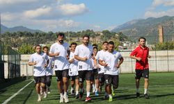 Duran Adagümeli Aydınspor ile yeniden anlaştı