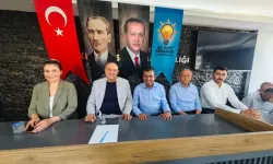 AK Parti’li Karakaş Kuşadası teşkilatıyla buluştu
