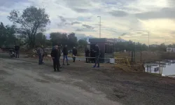 Efeler'de bekçi kulübesinde ölü bulundu