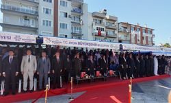 Kent Meydanı'nda coşkulu kutlama