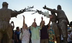 Didim’de Barış için yürüdüler