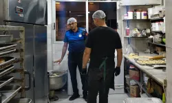Efeler'de gıda denetimi çalışmaları sürüyor