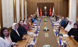 Erdoğan AK Partili Kadın Belediye Başkanlarıyla bir araya geldi