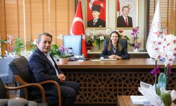Başkan Yetişkin'den başhekime ziyaret