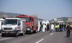 Manisa’daki feci kazada 11 ölü, 2 şoför gözaltında