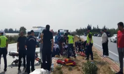 Antalya-Isparta yolunda yolcu otobüsü devrildi