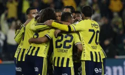 Fenerbahçe - Slavia Prag maçı başladı!