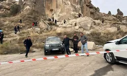 Kapadokya’da peri bacası çöktü, 2 ölü
