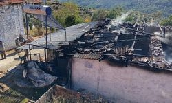 Bozdoğan'da bir ev küle döndü