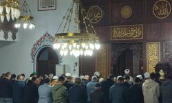Efeler'de sabah namazı buluşması