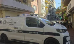 Yatağında ölü bulundu