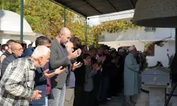 Germencik'in sevilen esnafı gözyaşlarıyla uğurlandı