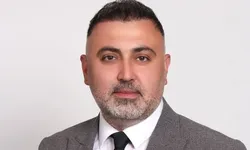 Başkan Avşar’dan esnafa bayrak çağrısı