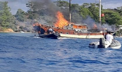 Göcek’te tekne yangını