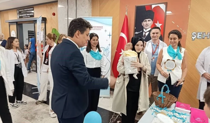 Şehir Hastanesi’nde anne sütünün önemine dikkat çekildi