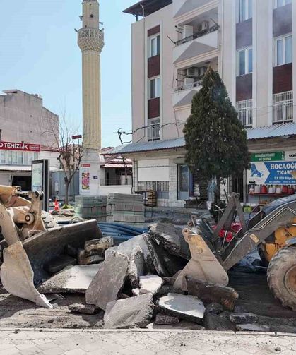 Söke'de Yol Yenileme Hamlesi Başladı