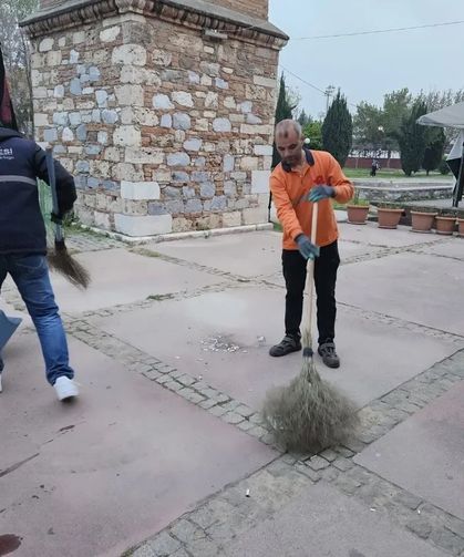 Nevzat Biçer’de Temizlik Çalışmaları