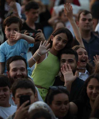 Karne Coşkusu Tekstil Park’ı Doldurdu