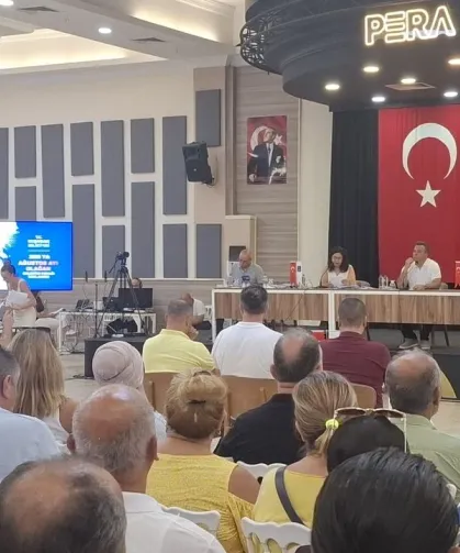 CHP'li meclis üyelerinden 'Partimde kalıyorum' açıklamaları geldi