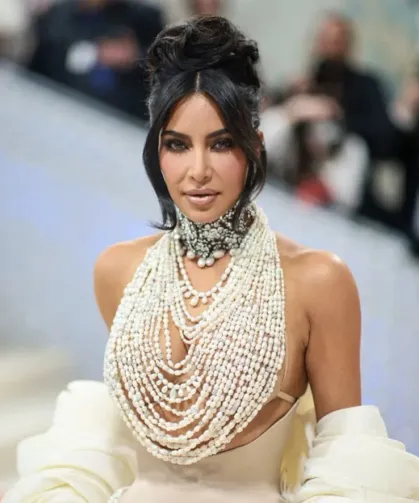 Kim Kardashian'a 1 euro tazminat