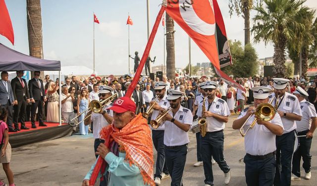 Kuşadası’nda 30 Ağustos Coşkusu