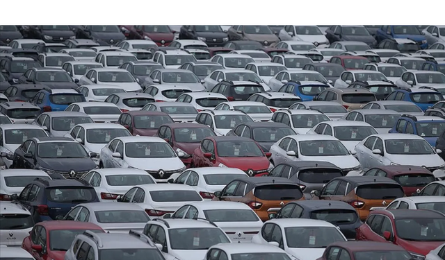 İthal otomobillere ek vergi geliyor