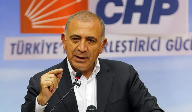 Gürsel Tekin CHP'den ihraç edildi