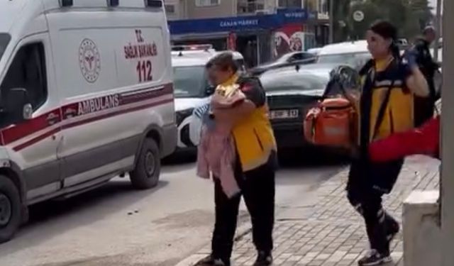 Camii avlusunda sahipsiz bebek bulundu