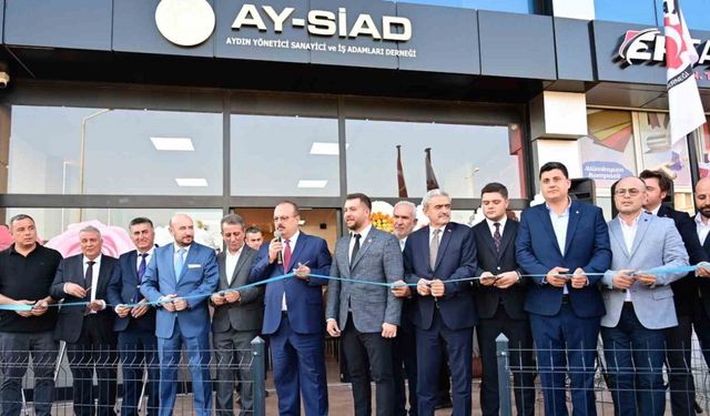 Aydınlı iş adamları yeni hizmet binasına kavuştu