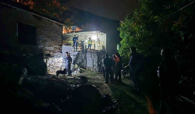 Aile faciası: Oğlunun canına kıydı, eşini ağır yaraladı