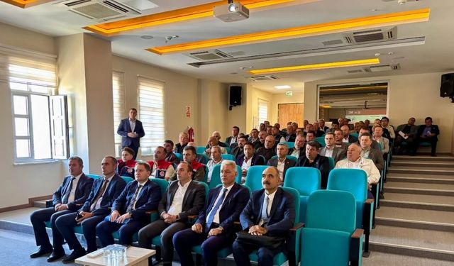 Muhtarlar arazi tespiti için bilgilendirildi